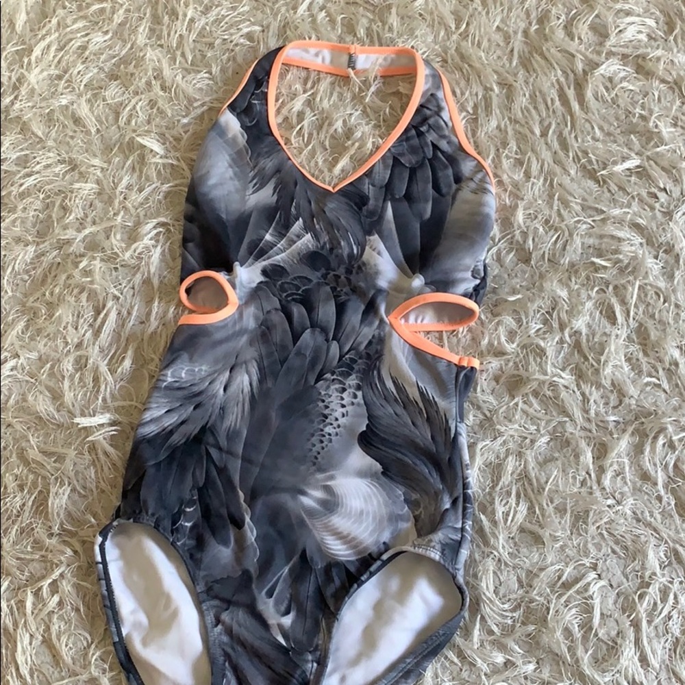 Jo and Jax size XS leo